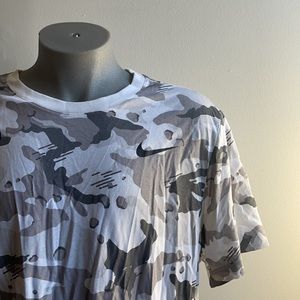 Grey Camouflage Nike Cotton T Shirt XXL NWT
